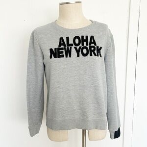 Aiko Aloha‎ New York Grey Sweatshirt Size Medium